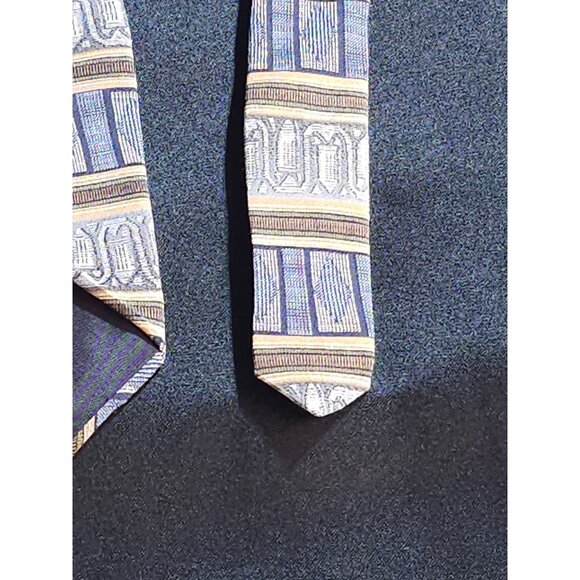 Vintage Loosen Up By Gentry 100% Silk Geometric Pattern Mens Necktie In Blue & Y - Picture 6 of 10